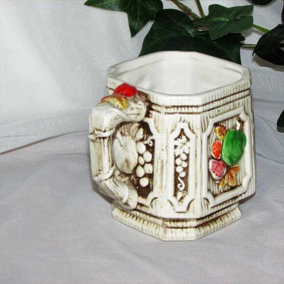 4 Vintage Ceramic Coffee Mugs Hand Painted Fruit Majolica Japan Kitchen Decor - Picture 9 of 11